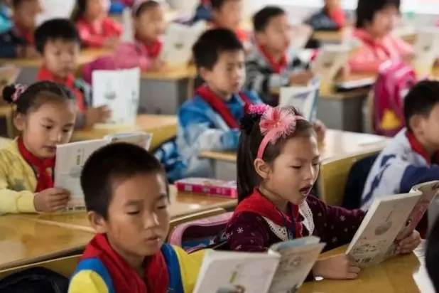 مجموعة من التدابير لتحسين الصحة النفسية لطلاب المدارس الابتدائية والثانوية في الصين (أ.ف.ب)