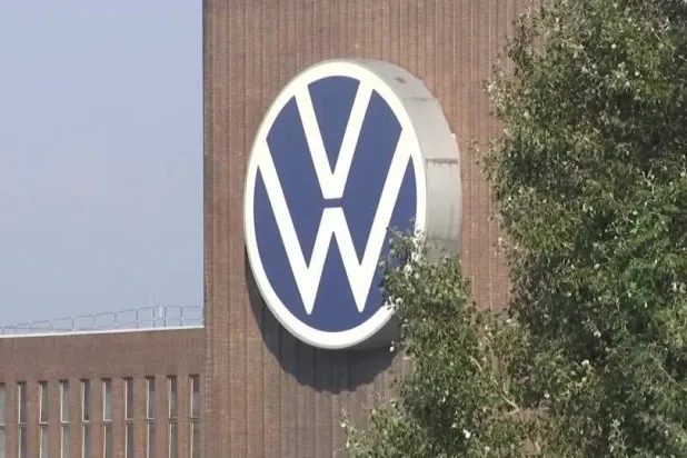 نادي فولفسبورغ الألماني (رويترز)