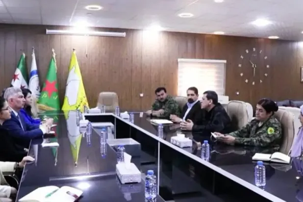 SDG ve Özerk Yönetim, Suriye'de istikrarı sağlamak için diyaloğa olan bağlılıklarını yineledi