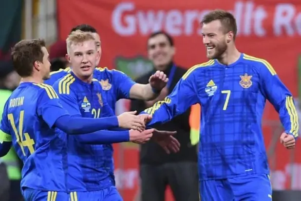 منتخب فارو (رويترز)