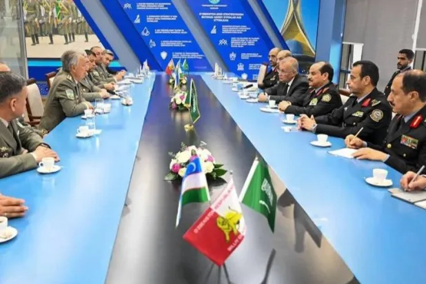 بحث الاجتماع في طشقند العلاقات الثنائية بين البلدين (وزارة الحرس الوطني السعودية)