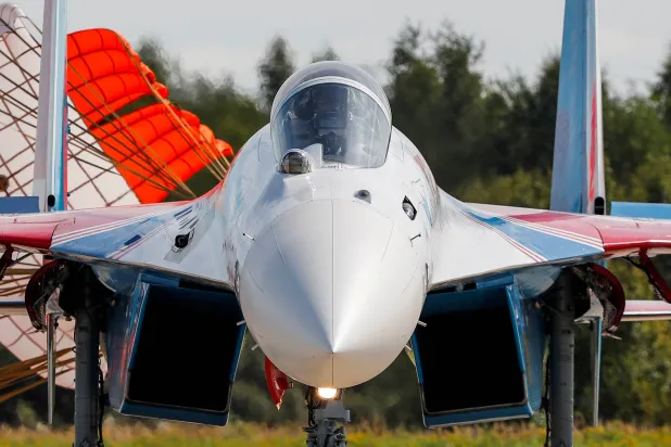 طائرة مقاتِلة روسية من طراز «سوخوي-35» (أرشيفية-رويترز)