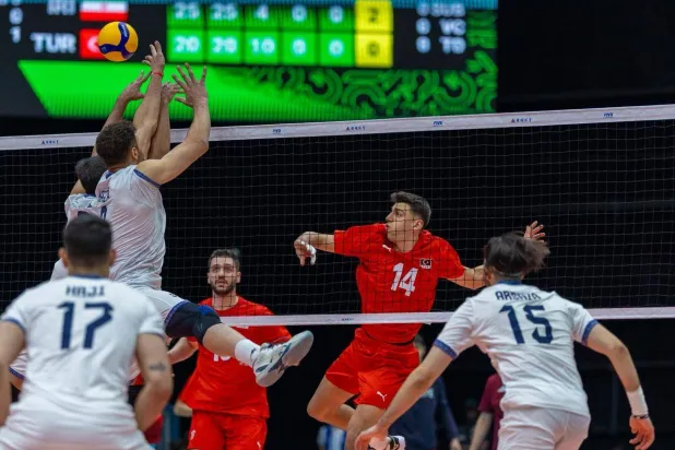 من مواجهة تركيا وإيران (الشرق الأوسط) 