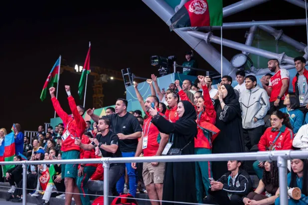 جماهير أفغانية تحتفل بإنجاز محمد جهانجير (الشرق الأوسط)