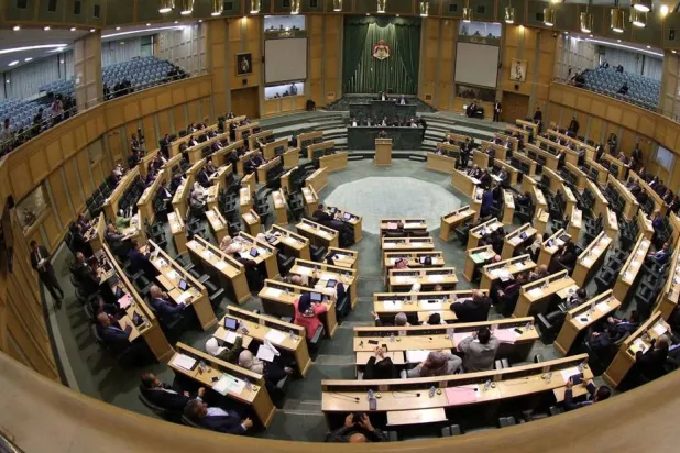 داخل مجلس النواب الأردني (أ.ف.ب)