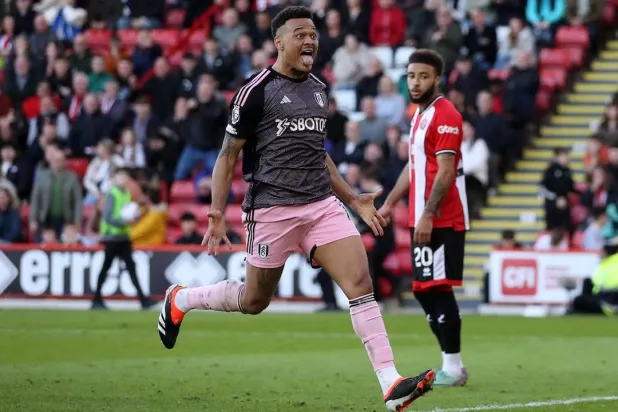 البرازيلي رودريغو مونيز لاعب فولهام (رويترز)