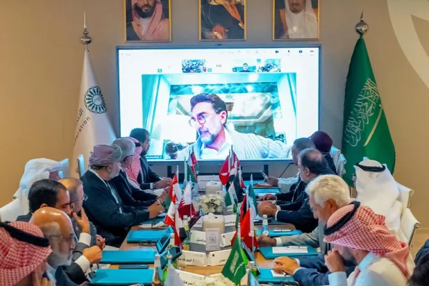 جانب من الاجتماع الذي شهد تزكية الرميان (الشرق الأوسط)