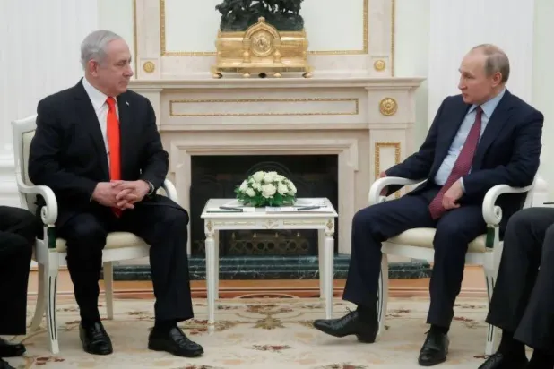 Rusya Devlet Başkanı Vladimir Putin ve İsrail Başbakanı Binyamin Netanyahu (Arşiv - Reuters)