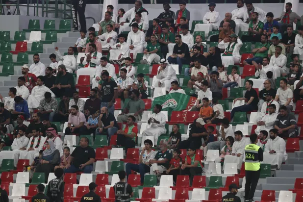 جمهورالاتفاق خلال إحدى مباريات فريقه في الدوري السعودي (تصوير: سعد العنزي)