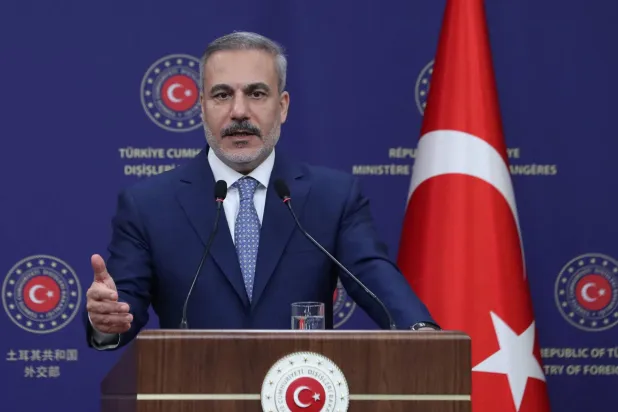 وزير الخارجية التركي هاكان فيدان (رويترز)