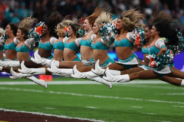 ملعب سانتياغو برنابيو يستضيف مباراة في كرة القدم الأميركية لأول مرة (رويترز)