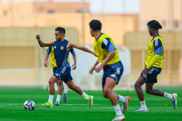 مباراة ودية جمعت النصر بفريق الشباب بالنادي (نادي النصر) 