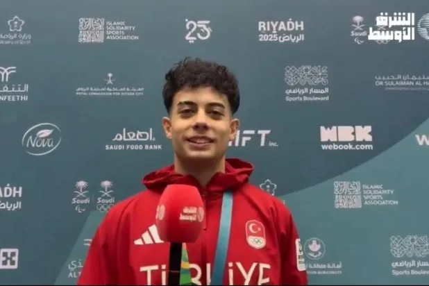  التركي كيفانتش كيرتاي، المتوج بالميدالية الذهبية في سلاح الشيش (الشرق الأوسط) 