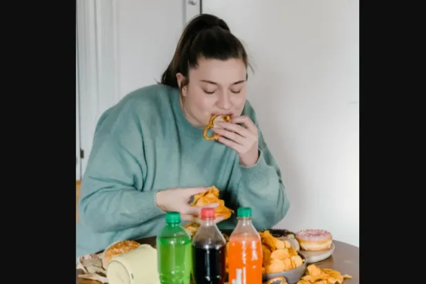 Protein açısından zengin besinler tüketmek gün boyunca kendinizi tok hissetmenize yardımcı olur (Piksel)