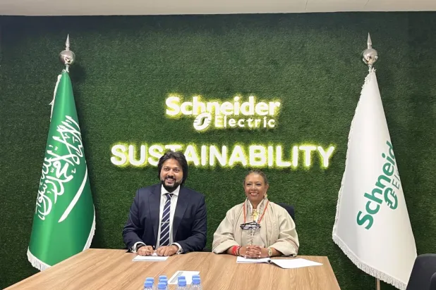 «شنايدر إلكتريك» و«السعفة» تتحالفان لدعم الاستدامة والحوكمة (الشرق الأوسط)