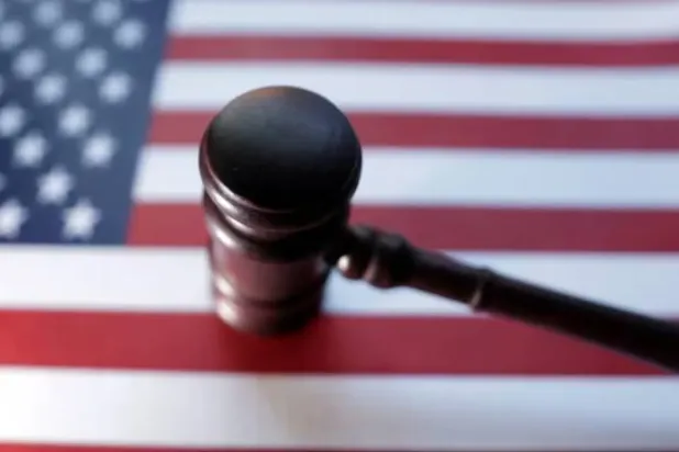 Hakim, Suriyelilere yönelik geçici koruma statüsünün aniden iptal edilmesinin muhtemelen hukuka aykırı olduğunu söyledi (Arşiv- Reuters)