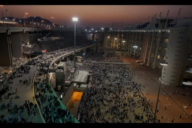 «المدّ البشري»... فيلم يُوثّق رحلة الحج عبر حكايات 6 عائلات من العالم