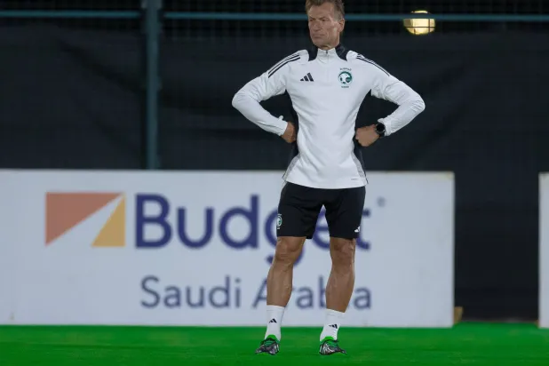 الفرنسي رينارد ضم 23 لاعباً لقائمة كأس العرب (المنتخب السعودي)