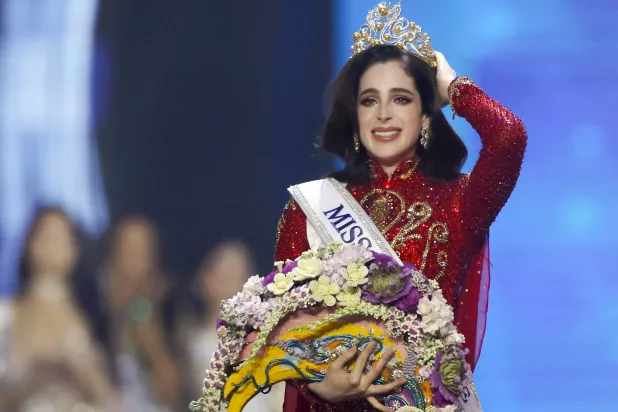 Miss Mexico Fatima Bosch reacts after being crowned as Miss Universe 2025 during the 74th Miss Universe 2025 at Impact Challenger Hall in Nonthaburi province, on the outskirts of Bangkok, Thailand, 21 November 2025. EPA/RUNGROJ YONGRIT