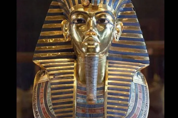 توت عنخ آمون (المتحف المصري الكبير)