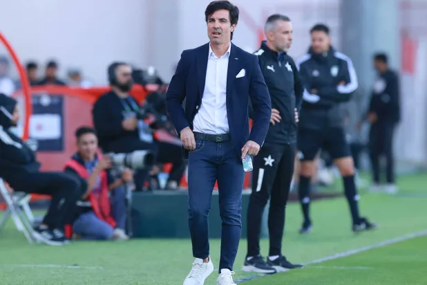 ماريو سيلفا مدرب فريق ‎النجمة (تصوير: عدنان مهدلي)