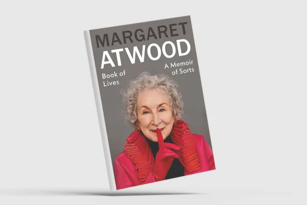 مارغريت آتوود: مذكّراتٌ من نوعٍ ما