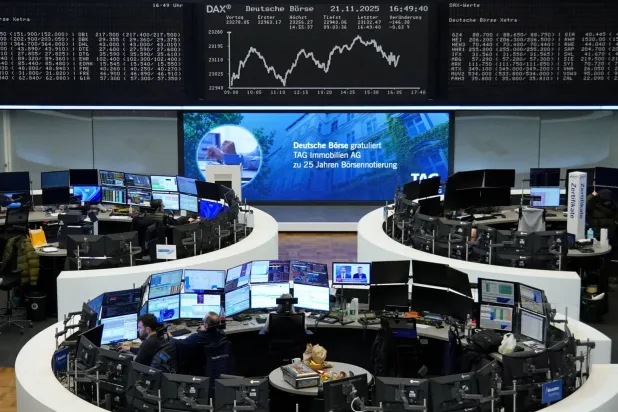 رسم بياني لمؤشر أسعار الأسهم الألماني «داكس» في بورصة فرانكفورت (رويترز)