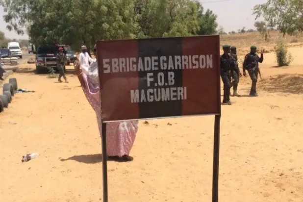 Boko Haram militanlarının saldırdığı köyde askerler devriye geziyor (Arşiv- Yerel Medya)