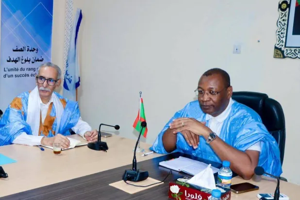 رئيس حزب «الإنصاف» الحاكم رفقة أحد نوابه (إعلام محلي)