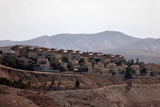 صورة التقطت بتاريخ 30 سبتمبر 2025 تظهر مستوطنة «معاليه أدوميم» الإسرائيلية شرق القدس (أ.ف.ب)