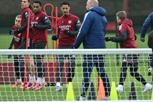 آرسنال يستعد لمواجهة قوية ضد ضيفه بايرن ميونيخ (أ.ف.ب)