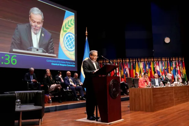 عراقجي يلقي كلمة أمام المؤتمر السنوي لمنظمة حظر الأسلحة الكيميائية في لاهاي الثلاثاء (الخارجية الإيرانية)