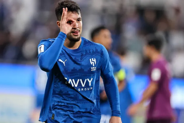 البرازيلي ماركوس ليوناردو مهاجم فريق الهلال (تصوير: سعد العنزي)