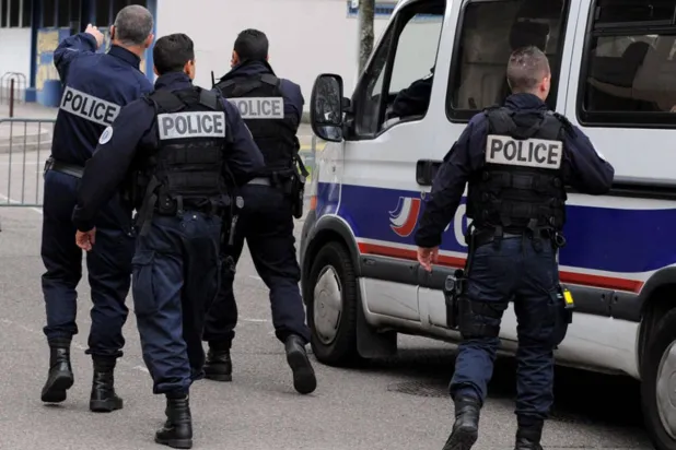 عناصر من الشرطة الفرنسية (أ.ف.ب - أرشيفية)