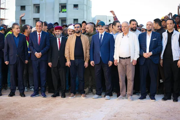 حفتر يتفقد مشاريع في بنغازي (الجيش الوطني)