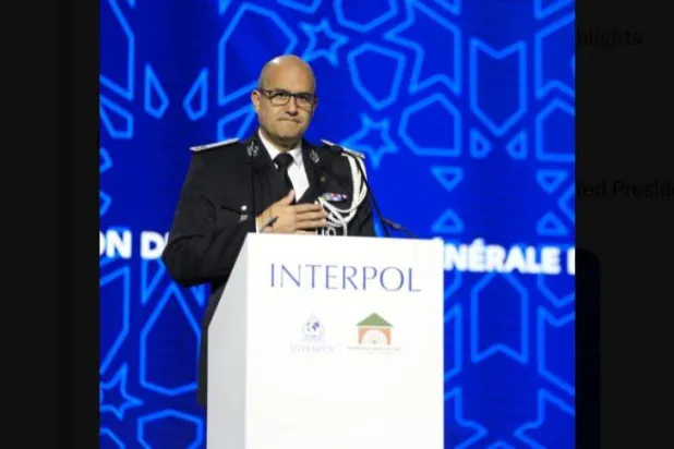 لوكاس فيليب الذي انتخب رئيساً جديداً للمنظمة الدولية للشرطة الجنائية (إنتربول) (إكس)