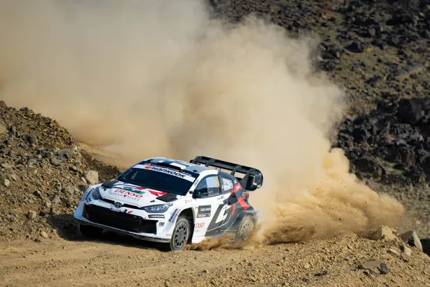 انطلاقة مثيرة للسباق الذي تحتضنه جدة (الشرق الأوسط)