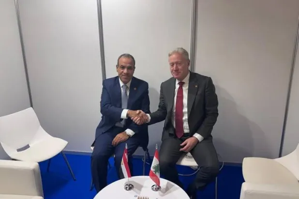 لقاء بدر عبد العاطي ونظيره اللبناني يوسف رجي في برشلونة الجمعة (الخارجية المصرية)