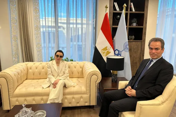 نجاة الصغيرة مع الكاتب أحمد المسلماني في زيارة لمدينة الثقافة والفنون بالعاصمة الجديدة (الهيئة الوطنية للإعلام)