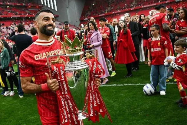 لعب صلاح دوراً حاسماً في فوز ليفربول بلقب الدوري الإنجليزي الموسم الماضي (غيتي)