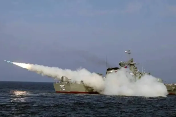 An Iranian destroyer during previous drills (Archive – IRNA)