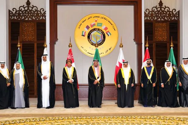 منذ انطلاقة مجلس التعاون الخليجي استضافت البحرين 7 قمم خليجية - وفي الصورة قادة الخليج في قمة عام 2016 في المنامة (بنا)