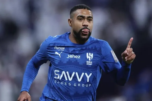 مالكوم محتفلا بهدفه في مرمى الفتح (تصوير: عبدالعزيز النومان)