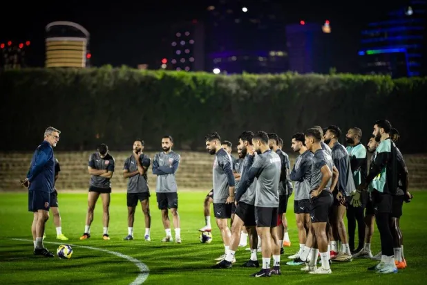 من تدريبات المنتخب البحريني تأهبا للبطولة (الشرق الأوسط)