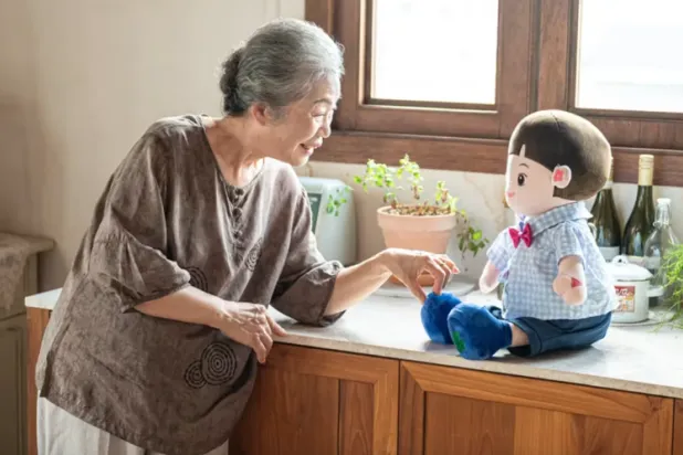 صورة نشرتها شركة «هيودول» للدمية الروبوت