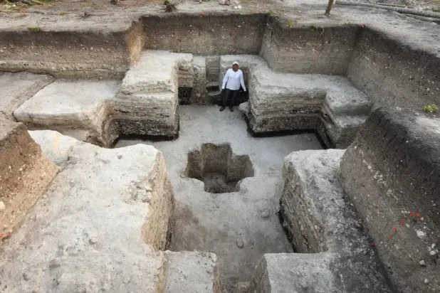 Meksika'nın güneydoğusundaki Maya anıtlarının tasarımında artı biçimleri önemli bir yere sahipti (Takeshi Inomata)