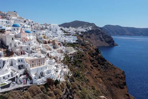 Atina yönetimi, adada marta kadar olağanüstü hal ilan etmişti (Reuters)