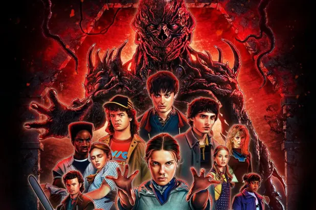 Yaratıcılığını Duffer kardeşlerin üstlendiği 12 Emmy ödüllü Stranger Things, 1980'lerde geçiyor ve hayali bir Amerikan kasabasında yaşanan paranormal olayları konu alıyor (Netflix)