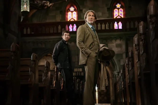 57 yaşındaki "emekli James Bond" Daniel Craig'e, Rekabet'teki (Challengers) rolüyle tanınan Josh O'Connor eşlik ediyor (Netflix)