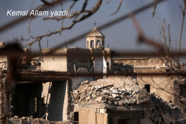  Suriye'nin eski Halep bölgesindeki yıkımın ortasında kilisenin bir bölüm, 10 Aralık 2016